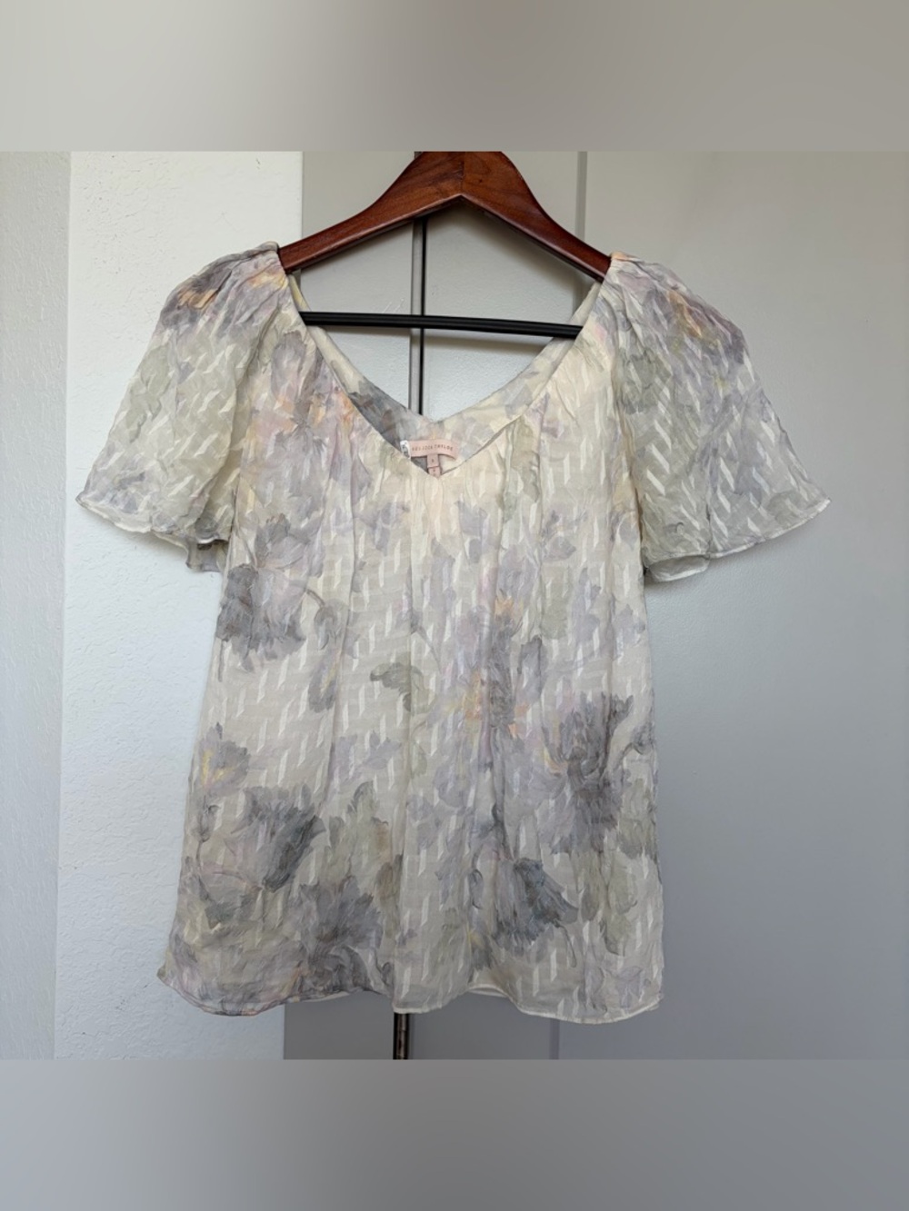REBECCA TAYLOR SHORT SLEEVE LILY V-NECK TOP FLORAL WOMEN’S SMALL
